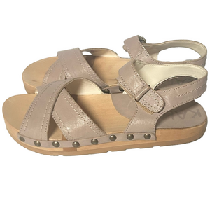 Kalso Woman’s Taupe Sandals Size 7.5 Wide New